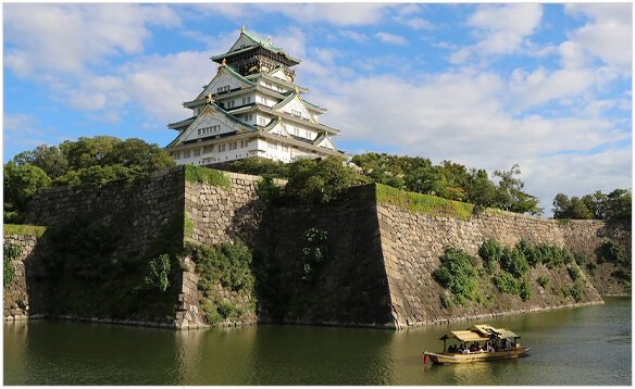 天守閣東内堀